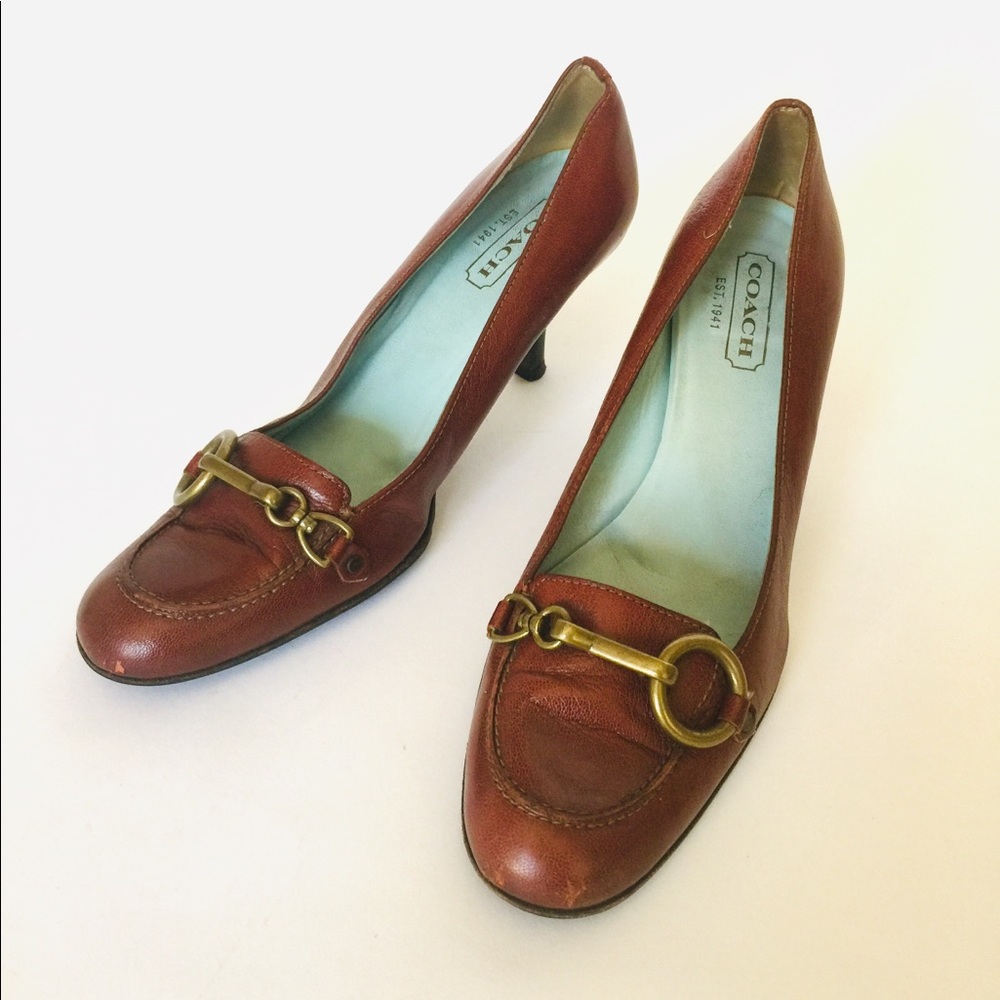 Coach heels. Cognac color